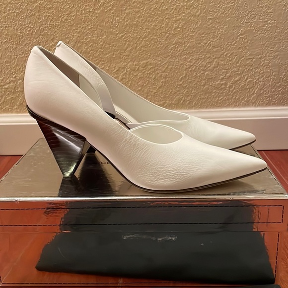 Sigerson Morrison heel - Picture 1 of 5